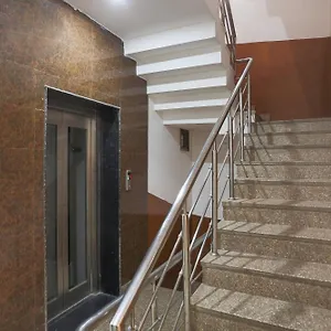Hotel Capital O Ram Krishna Residency Near Artemis Hospital