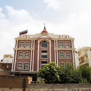 Hotel Oyo 8947 Vedanta