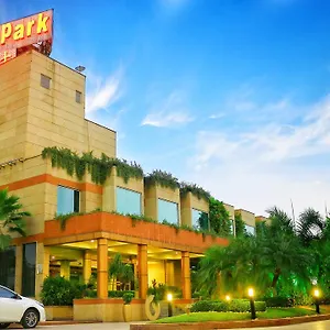 Hotel Park Airport